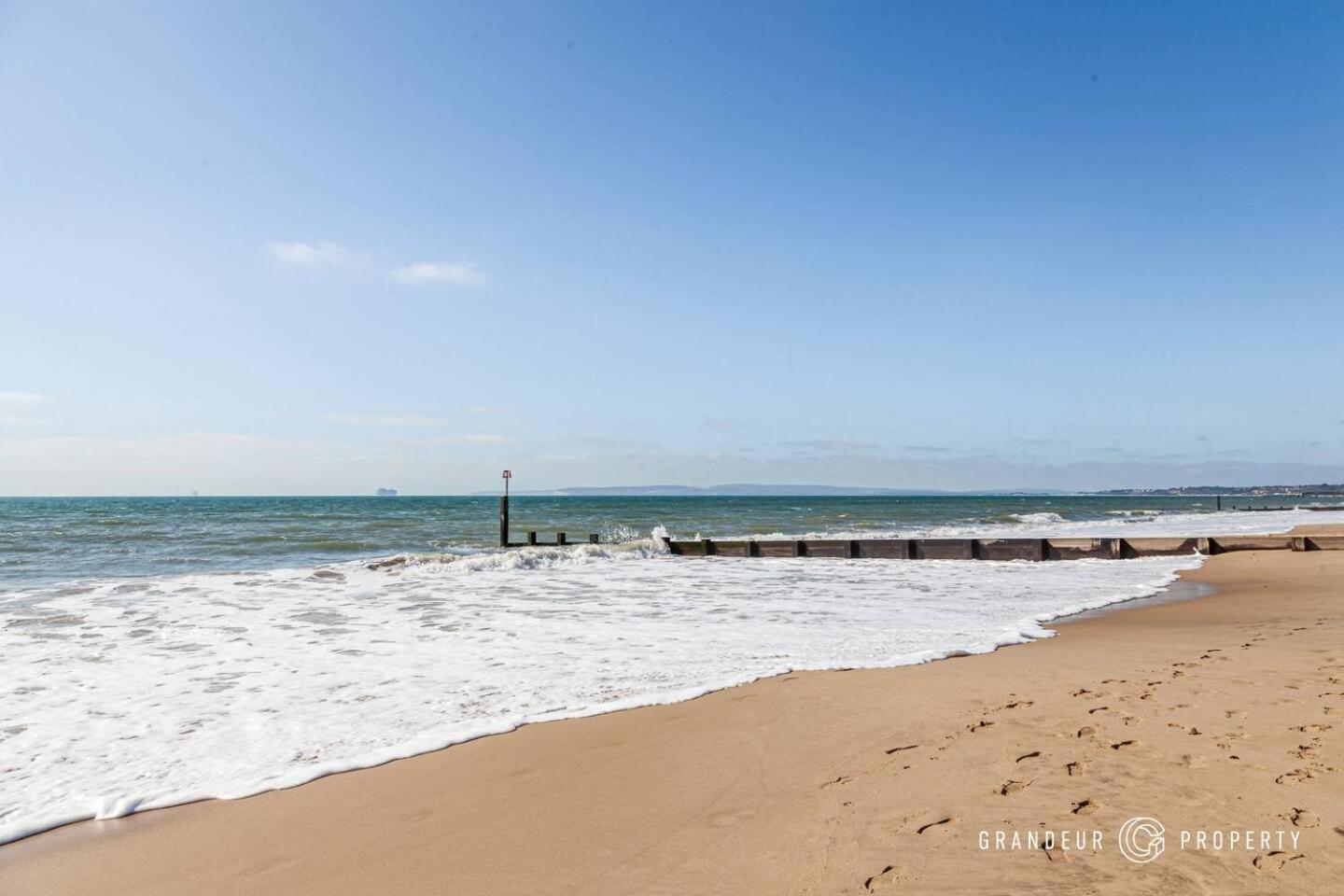 Driftwood By Grandeur Property Bournemouth Eksteriør billede